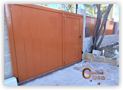 Puerta rustica moderna en aluminio soldado