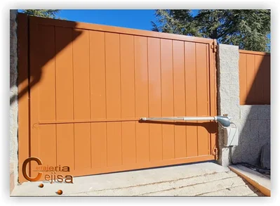 Puerta rustica moderna en aluminio soldado