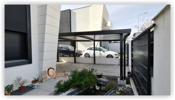Cochera parking panel sándwich de 30mm