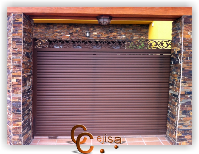 Puerta corredera modelo lama elíptica