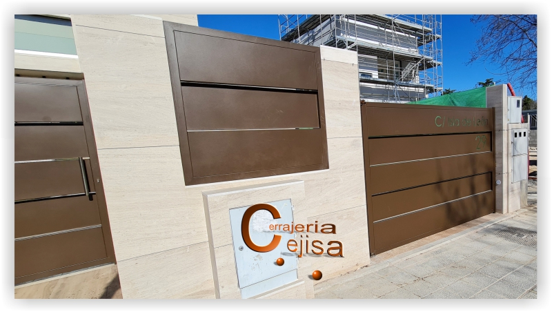 Puerta parcela corte laser P78G