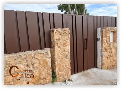 Puertas vallas bandejas verticales desiguales P93G