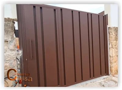 Puertas vallas bandejas verticales desiguales P93G