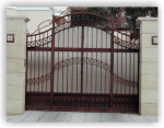 Puerta de forja y metacrilato Puerta de forja y metacrilato