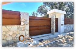Puerta y valla en acero corten