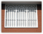 Rejas en modelo ingles de tres arcos R25G